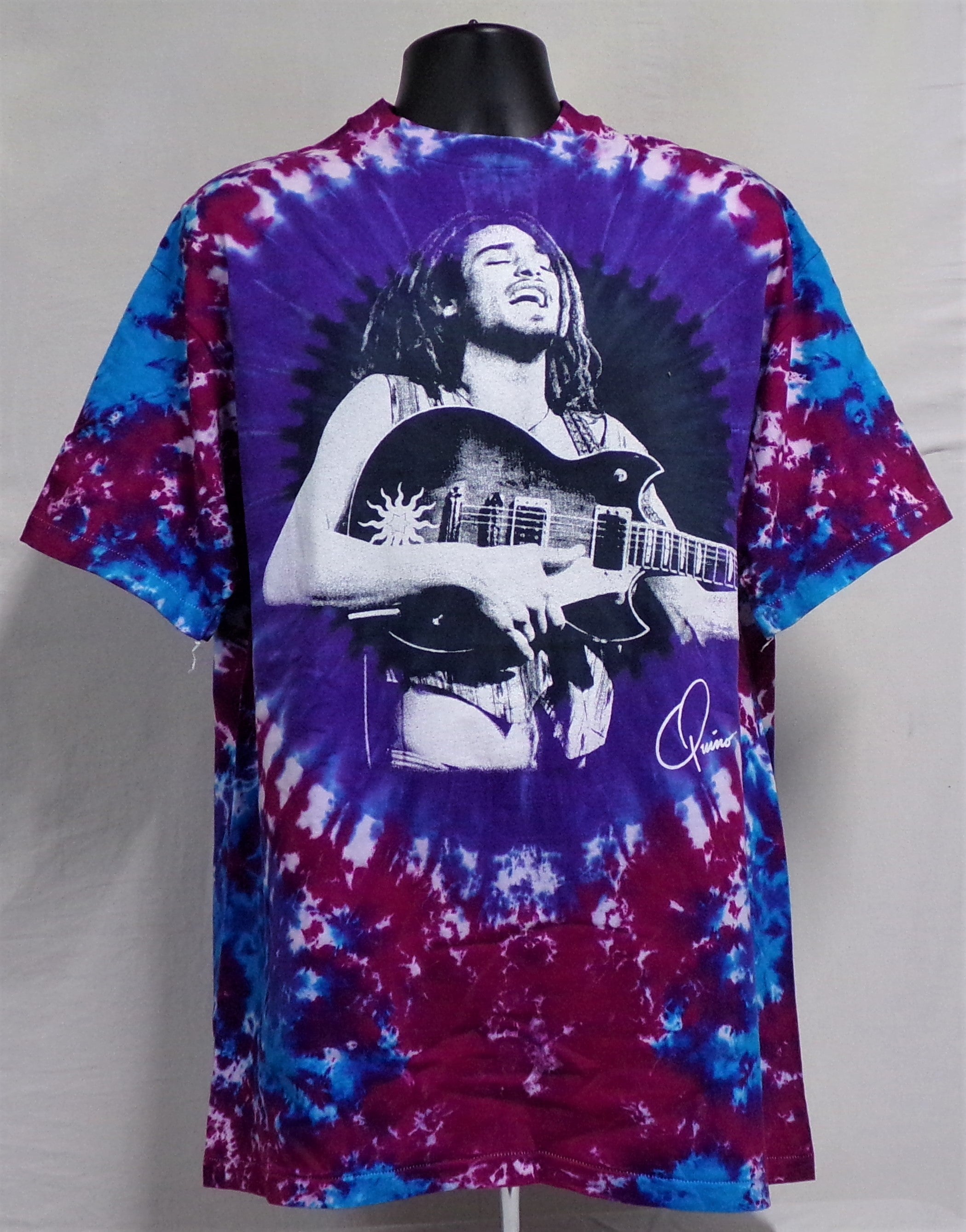 CUSTOM BIG MOUNTAIN BAND / QUINO  - TIE DYE T-SHIRT  (SIZE: XL)    (BIG MOUNTAIN MERCHANDISE)