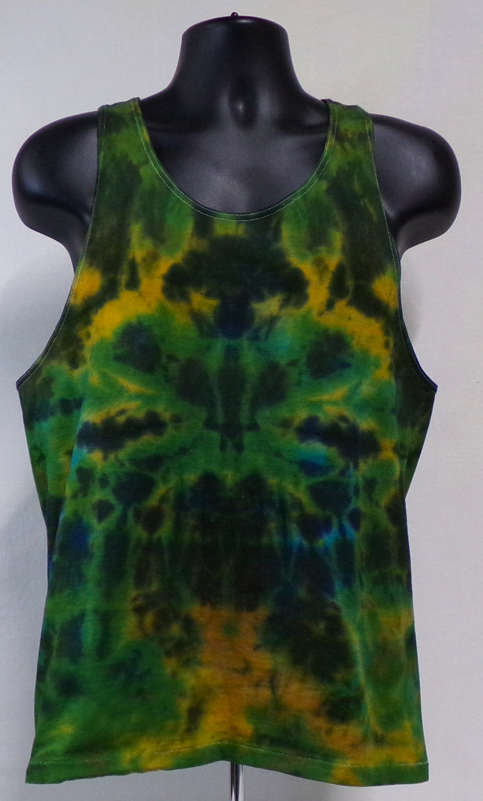 REGGAE PLANET CUSTOM TIE DYE MENS TANK (SIZE: MEDIUM) (BIG MOUNTAIN MERCHANDISE)