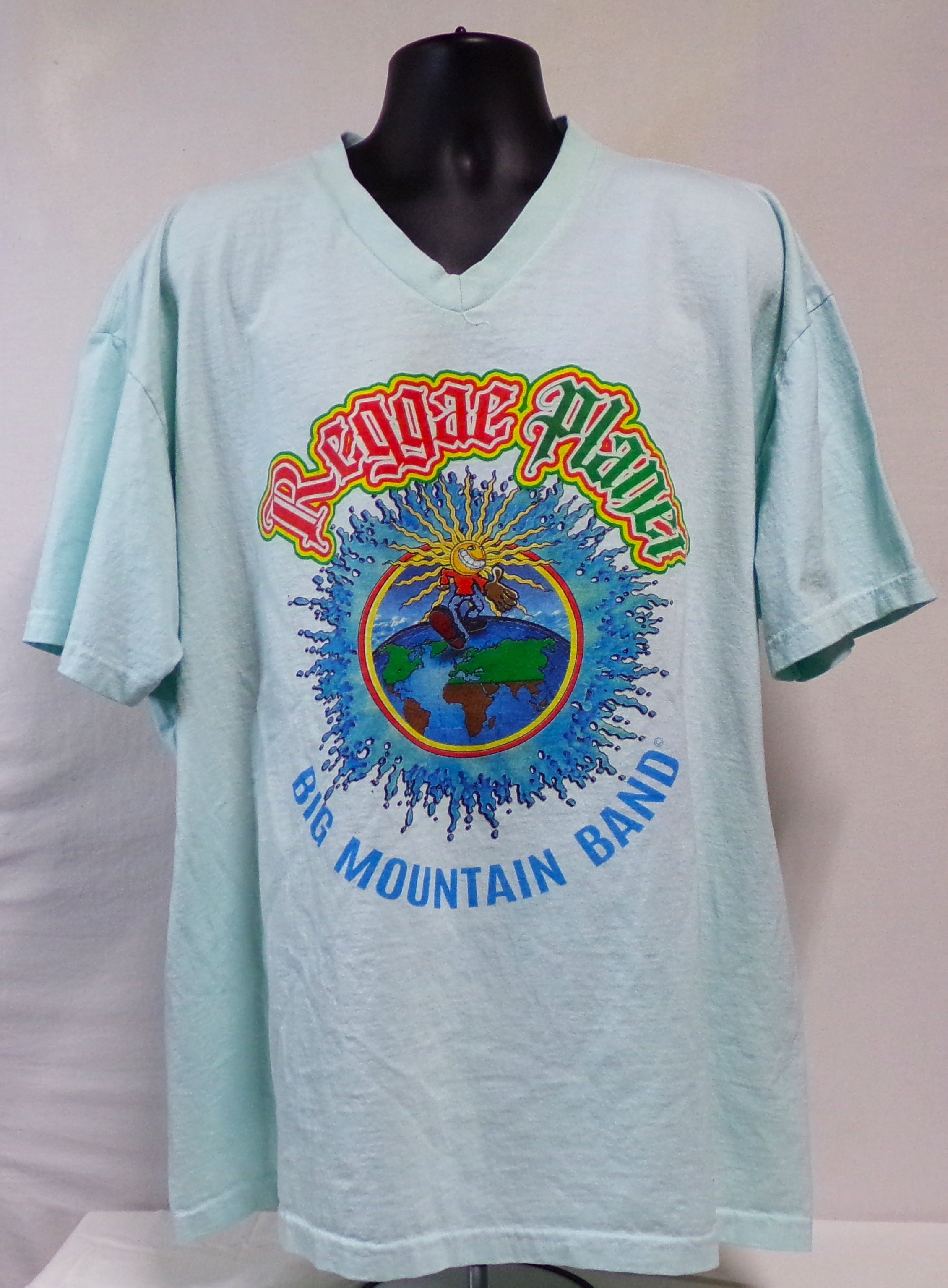 REGGAE PLANET V-NECK T-SHIRT (XXXLARGE) (BIG MOUNTAIN MERCHANDISE)  Light Blue