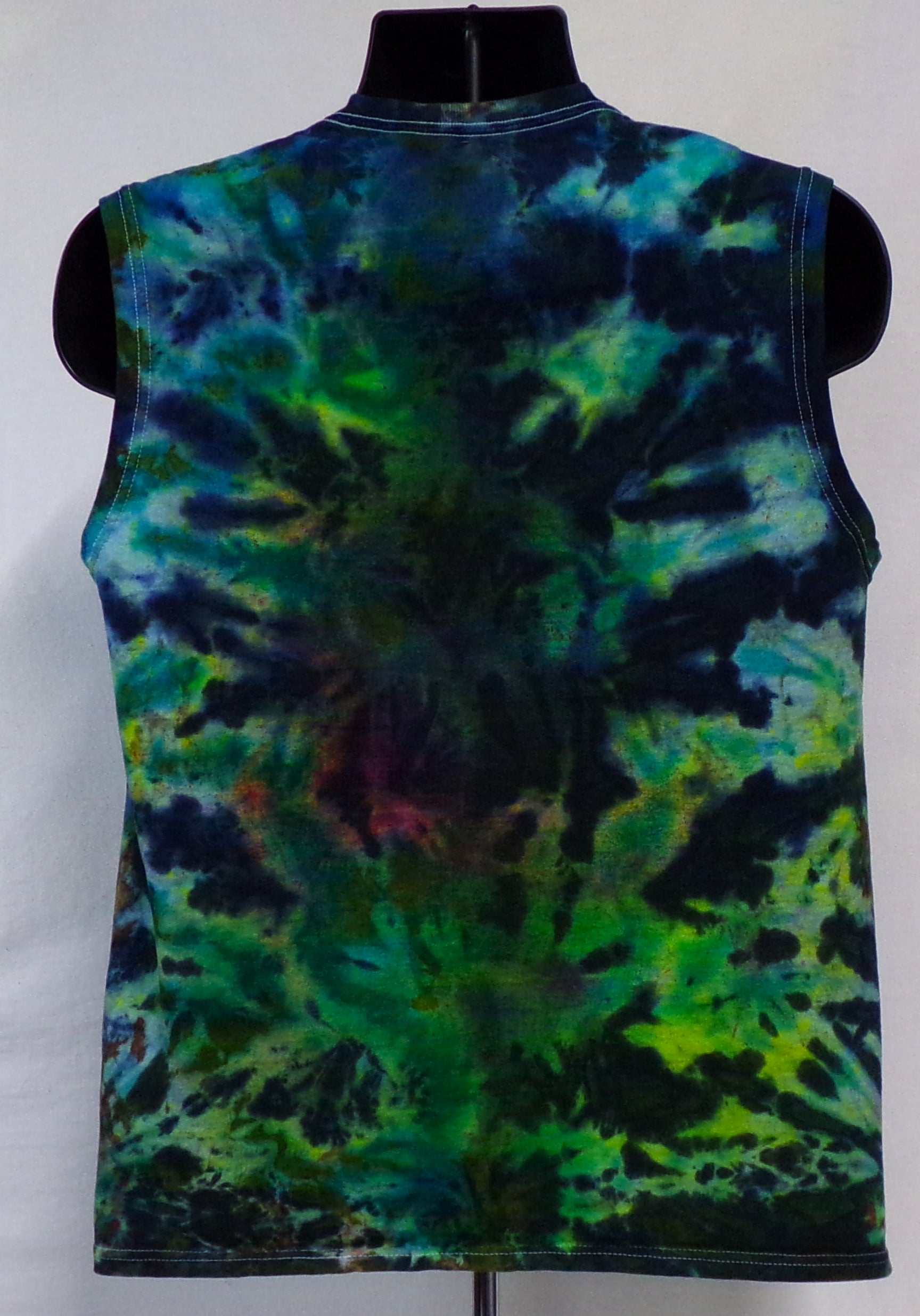 REGGAE PLANET CUSTOM TIE DYE MENS TANK (SIZE: MEDIUM) (BIG MOUNTAIN MERCHANDISE)