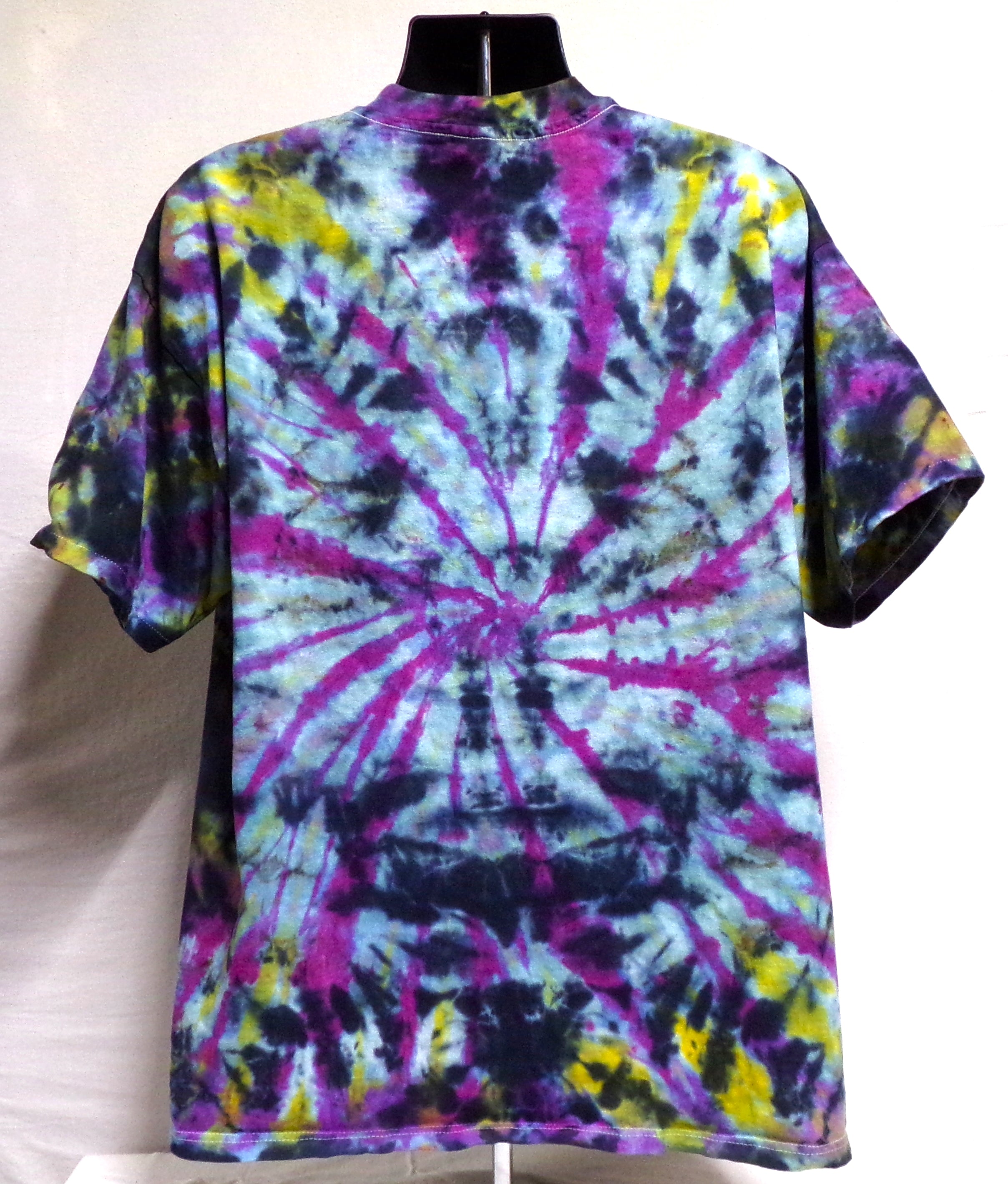 BIG MOUNTAIN BAND -  REGGAE PLANET CUSTOM TIE DYE (XXLARGE) (BIG MOUNTAIN MERCHANDISE)