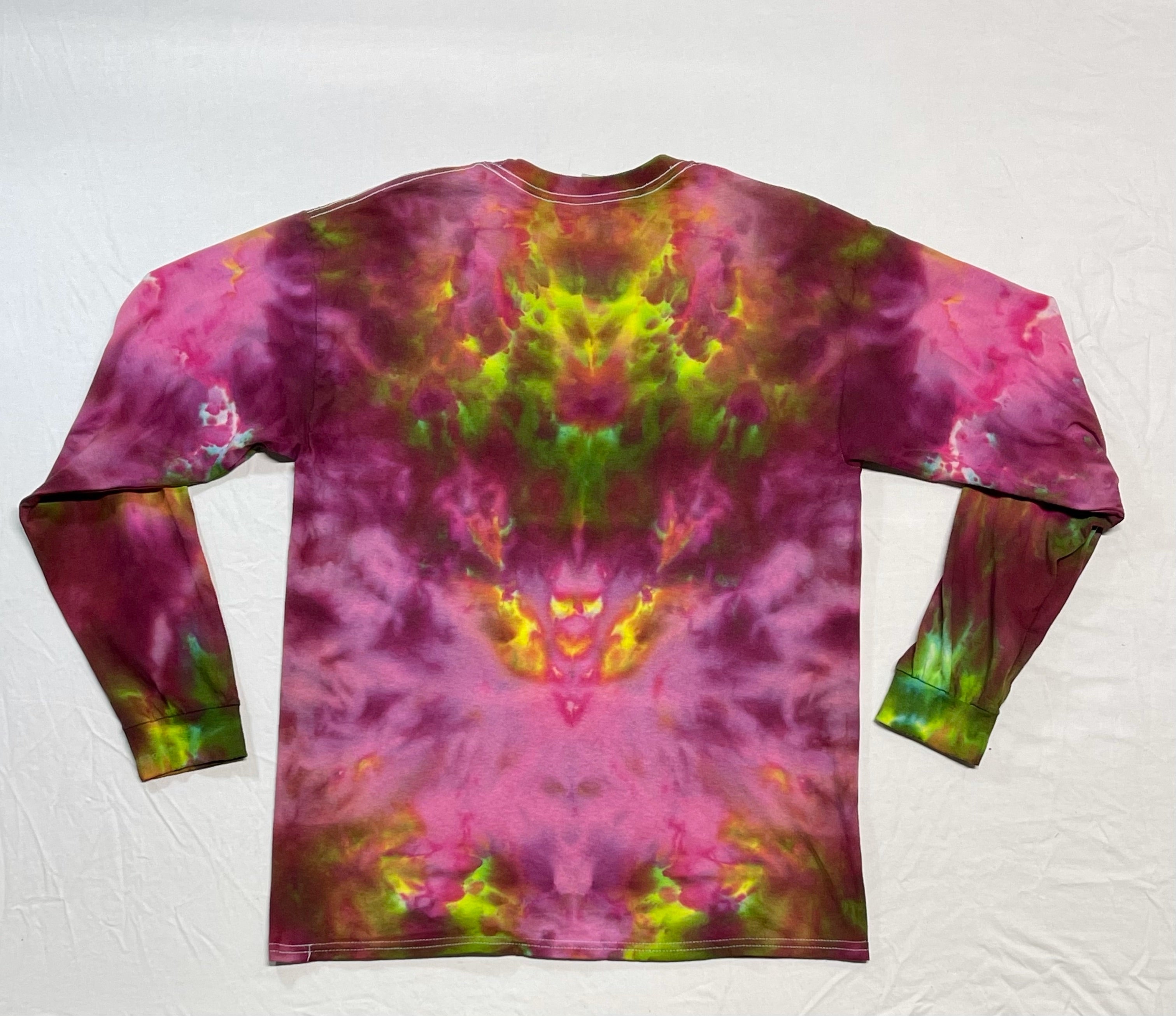 REGGAE PLANET CUSTOM TIE DYE LONG SLEEVE SHIRT (SIZE: LARGE) BIG MOUNTAIN MERCHANDISE